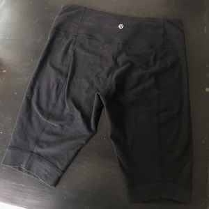 Lulu lemon cropped biker short